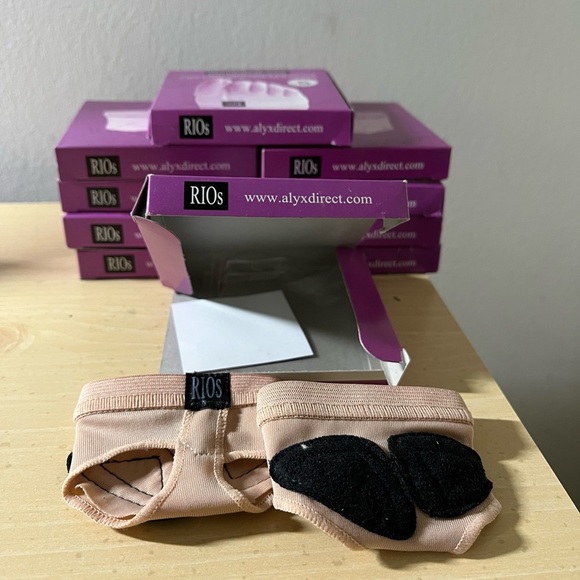 10 pair RIOS half toe sock, SMALL, perfect for sandals, Pilates, yoga, dance - Picture 7 of 7